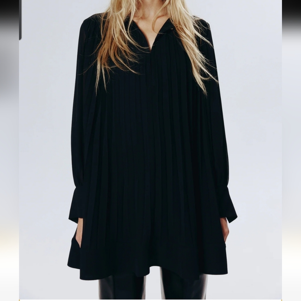 H&M Black Pleated Long Sleeve Size 16 Tunic NWT